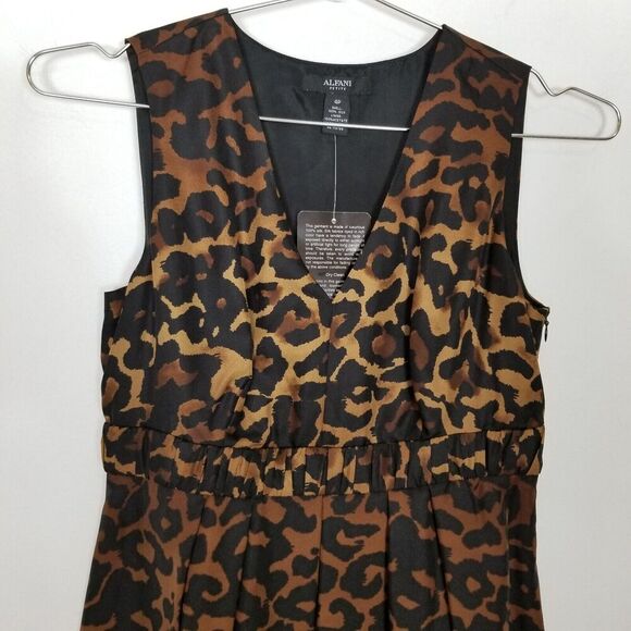 Alfani Women's Black/Brown Cheetah Leopard Silk Dress Size 4 Perite Pleated - Picture 2 of 8